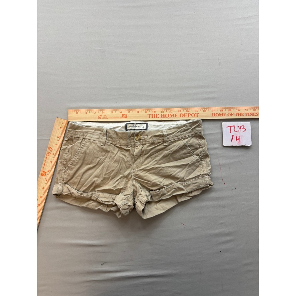 Abercrombie & Fitch Womens Size 2 Khaki Tan Cuffed Chino Shorts Low Rise Casual